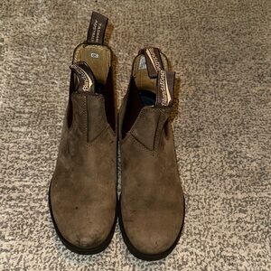 Blundstone Women’s Tan Leather Chelsea Boots